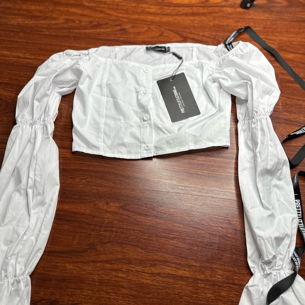Pretty little thing crop top